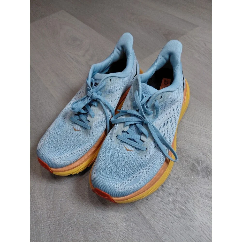 Hoka One One hoka one
